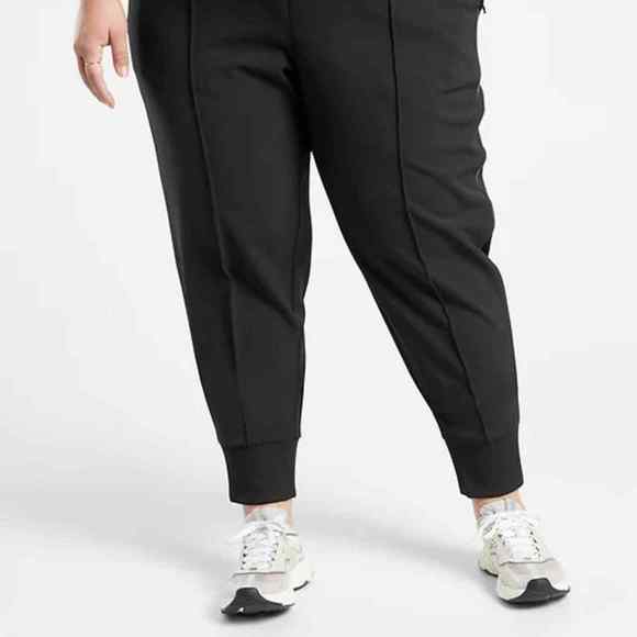 Athleta Endeavor Jogger size 4 Black - Picture 10 of 11